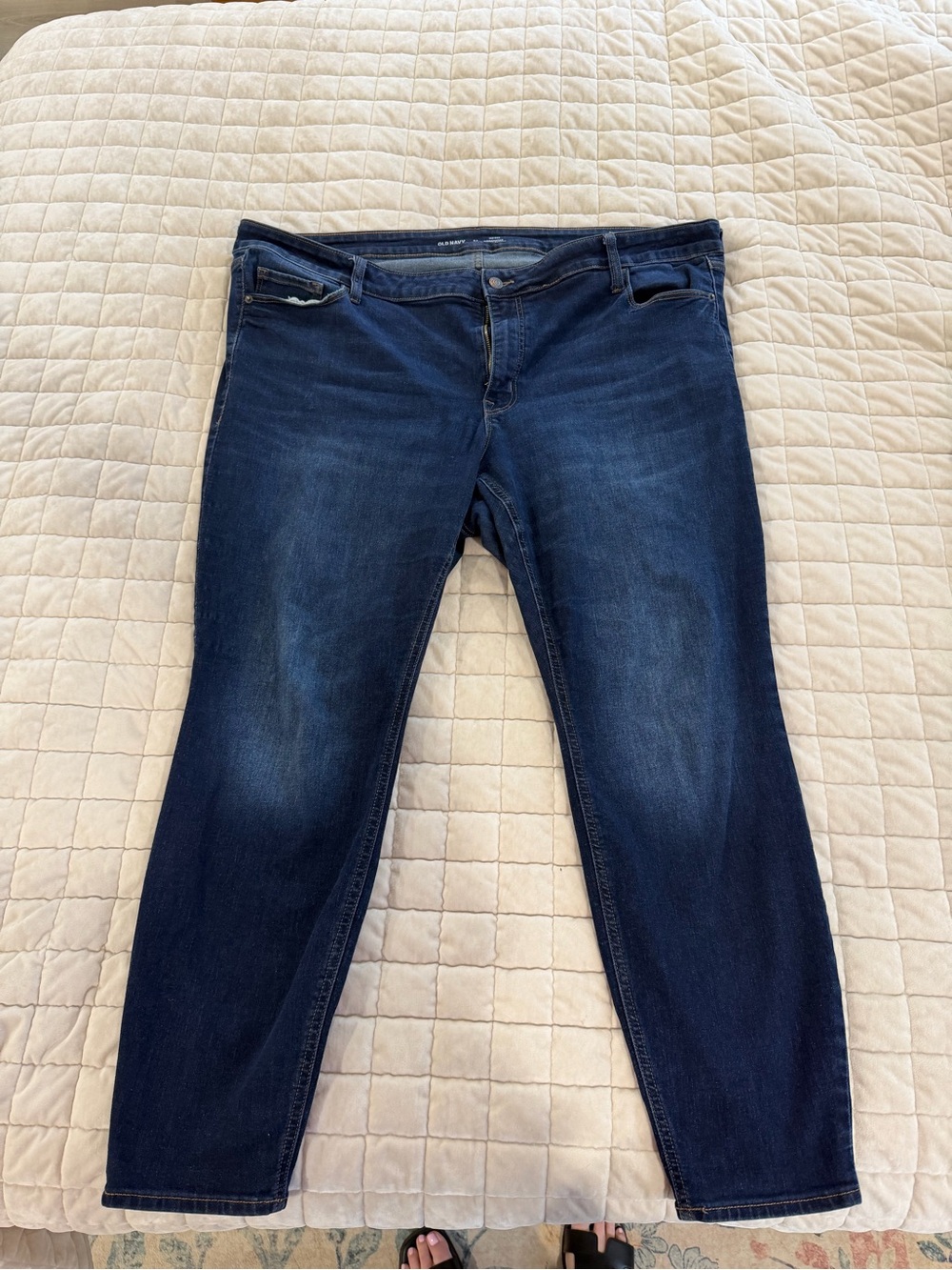 Old Navy Mid-Rise Rockstar Super Skinny Jeans